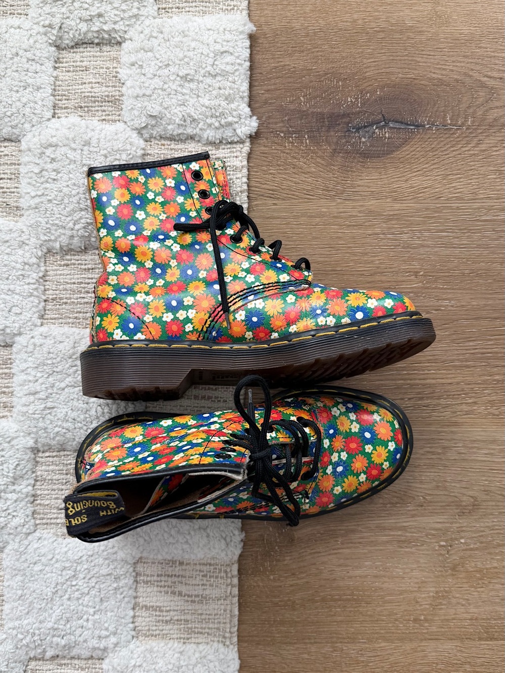 Doc Martens 90s Vintage Made in England Multicolor Daisy Floral Lace Up Boots